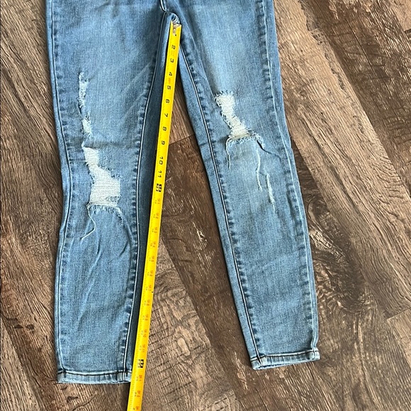 Judy Blue jeans 👖 size 28 control top skinny  Light Blue Distressed - Picture 5 of 11